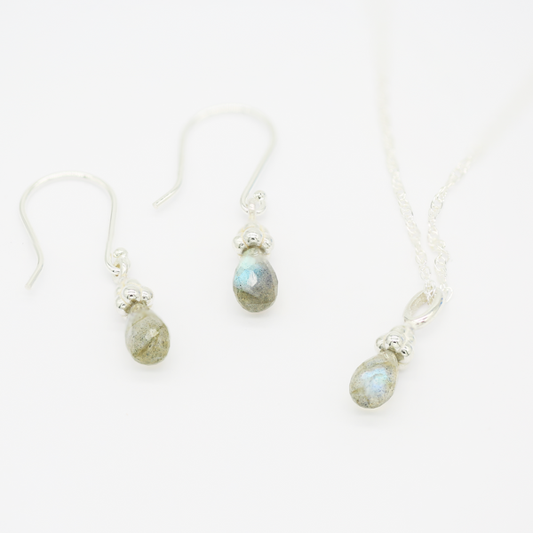 Sterling Silver Labradorite Gemstone Raindrop Necklace – HanJi Jewelry